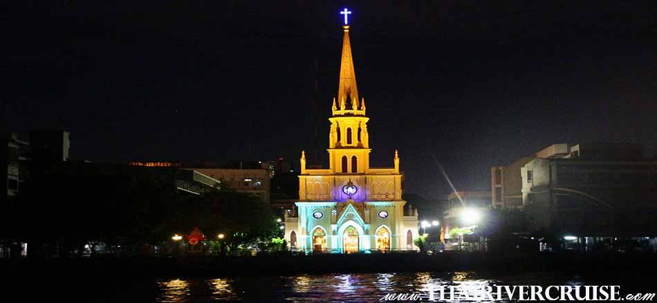 New-year-eve-Bangkok-The-Holy-Rosary-Church