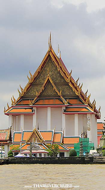 Wat Kanlayanamit Bangkok