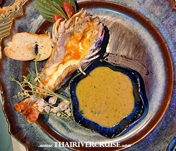 Bangkok Rice Barge New Year EVE Dinner Cruise Mahapatra Cruise