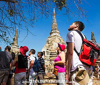 Grand Pearl Cruise Ayutthaya - Wat Phra Si Sanphet: Once the holiest and most important temple of the former capital, situated within the compound of the Royal Palace. Its three distinct Ceylonese-style chedis remain an imposing sight.
