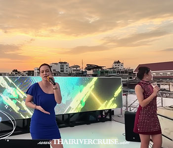 The Luxury White Twilight Cruise Romantic Sunset Bangkok - While you dine, the atmosphere is elevated by live music