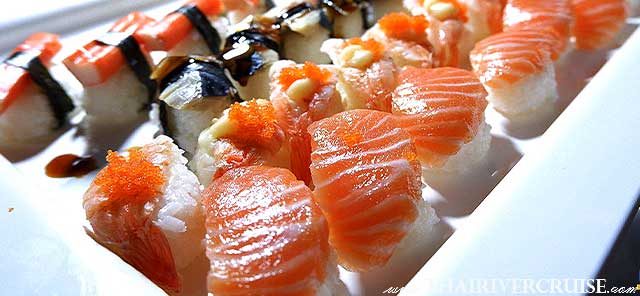 Viva Alangka Cruise Dinner Cruise from Asiatique Bangkok Romantic Night on the Chao Phraya