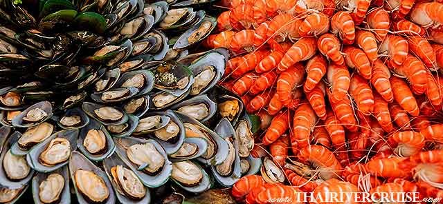 Viva Alangka Cruise Dinner Cruise from Asiatique Bangkok Romantic Night on the Chao Phraya