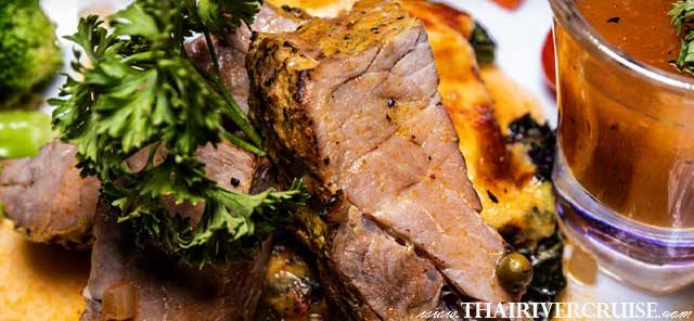 Chao-Phraya-Princess-Cruise-Bangkok-Dinner-Cruise-640x296-- Chao Phraya Princess Cruise Gourmet International Buffet: The expansive menu is a fusion of Thai classics and Western/International favorites, featuring fresh seafood, sashimi, and delicious desserts.