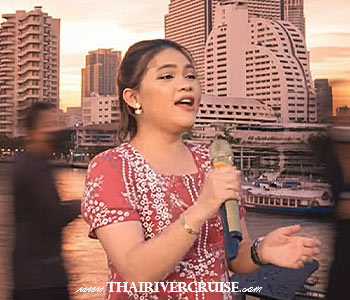 Royal Princess Cruise Sunset Bangkok - Live Music: Professional singers perform a mix of international pop, jazz, and romantic hits.