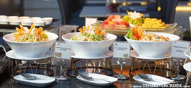 Alangka Sunset Cruise Bangkok Skyline Sunset Cruise ICON-siam - From authentic Thai curries to Japanese sashimi and Western favorites, the culinary variety ensures no guest goes home hungry.