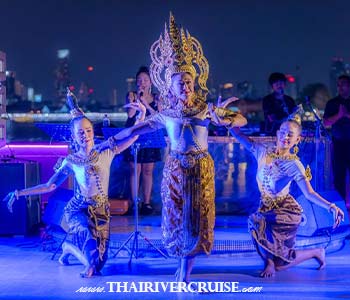 Live Entertainment: Be serenaded by professional singers and enjoy traditional Thai cultural performances. - Night River Cruise Valentine Bangkok Chaophraya Cruise