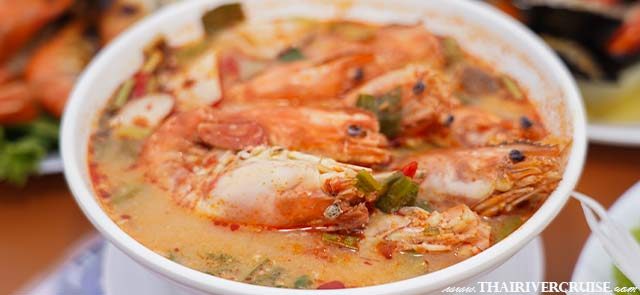 Meridian Cruise 2 Cheap Sunset Cruise Bangkok ICON-Siam - Tom Yam Koong spicy soups. Thai Favorites: Authentic