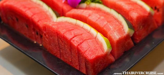 Meridian Cruise 2 Cheap Sunset Cruise Bangkok ICON-Siam - Thai fruit desserts