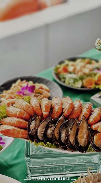 Meridian Sunset Cruise Bangkok Sunset River Cruise - voyage combines luxury, culture, and a sumptuous international buffet into one unforgettable evening.