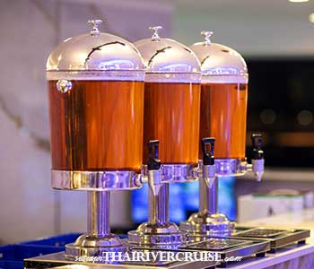 Draft beer including onboard The Luxury White Cruise Dinner Cruise Valentines Day Bangkok The Luxury White Cruise - To elevate the romance, this special Valentine’s Day cruise package includes free-flow wine (red and white), draft beer, and soft drinks, ensuring your glasses are never empty as you toast to your relationship.