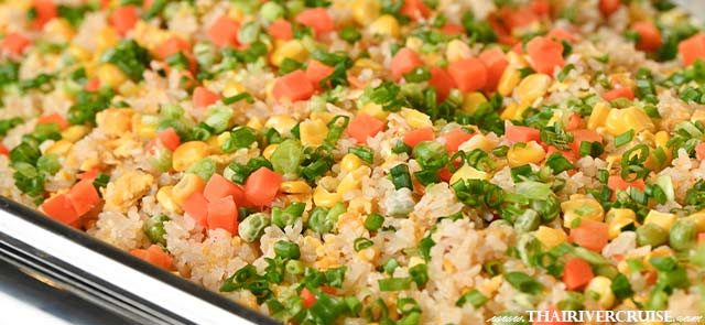 The Planet Cruise Sunset Cruise Bangkok Five Star - International Favorites: From Beef Steak and Chicken Masala to classic Italian pastas.