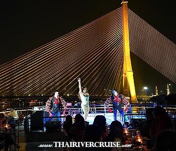Romantic Ambience: The ship is elegantly decorated to set a "Lover's" mood, complete with soft lighting and romantic music. Valentine Dinner Cruise Asiatique Bangkok White Orchid River Cruise