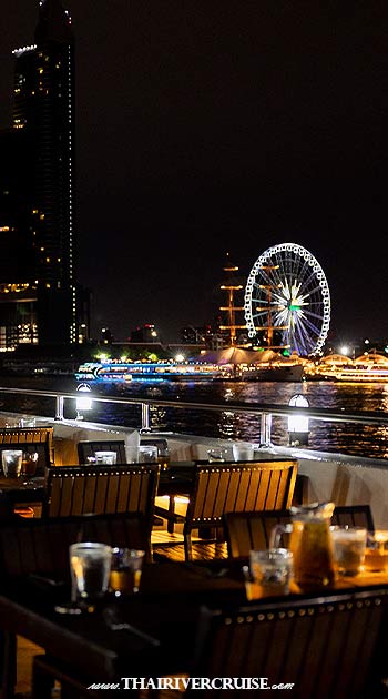 The Viva Alangka rooftop deck is perfect for sipping wine while a romantic cruise with live band plays your favorite ballads in the background. -Valentine Day Specials for Couples Viva Alangka Cruise