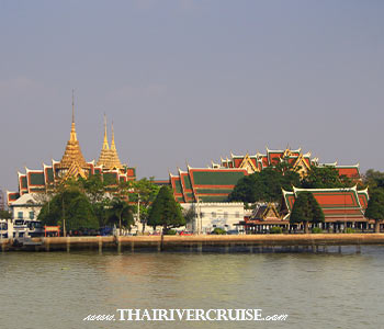 The Grand Palace is Bangkok's most famous landmark and a must-visit spectacular architectural complex located in the heart of the city along the Chao Phraya River. Established in 1782 by King Rama I, it served as the official residence of the Kings of Siam for generations and remains the spiritual heart of the Thai Kingdom. : Lunch Cruise Bangkok Chao Phraya Sightseeing River Cruise Half Day Tour from Bangkok The Grand Palace is Bangkok's most famous landmark and a must-visit spectacular architectural complex located in the heart of the city along the Chao Phraya River. Established in 1782 by King Rama I, it served as the official residence of the Kings of Siam for generations and remains the spiritual heart of the Thai Kingdom. : Lunch Cruise Bangkok Chao Phraya Sightseeing River Cruise Half Day Tour from Bangkok
